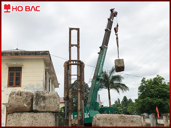 Ép cọc bằng máy tải HB cho nhà dân dụng